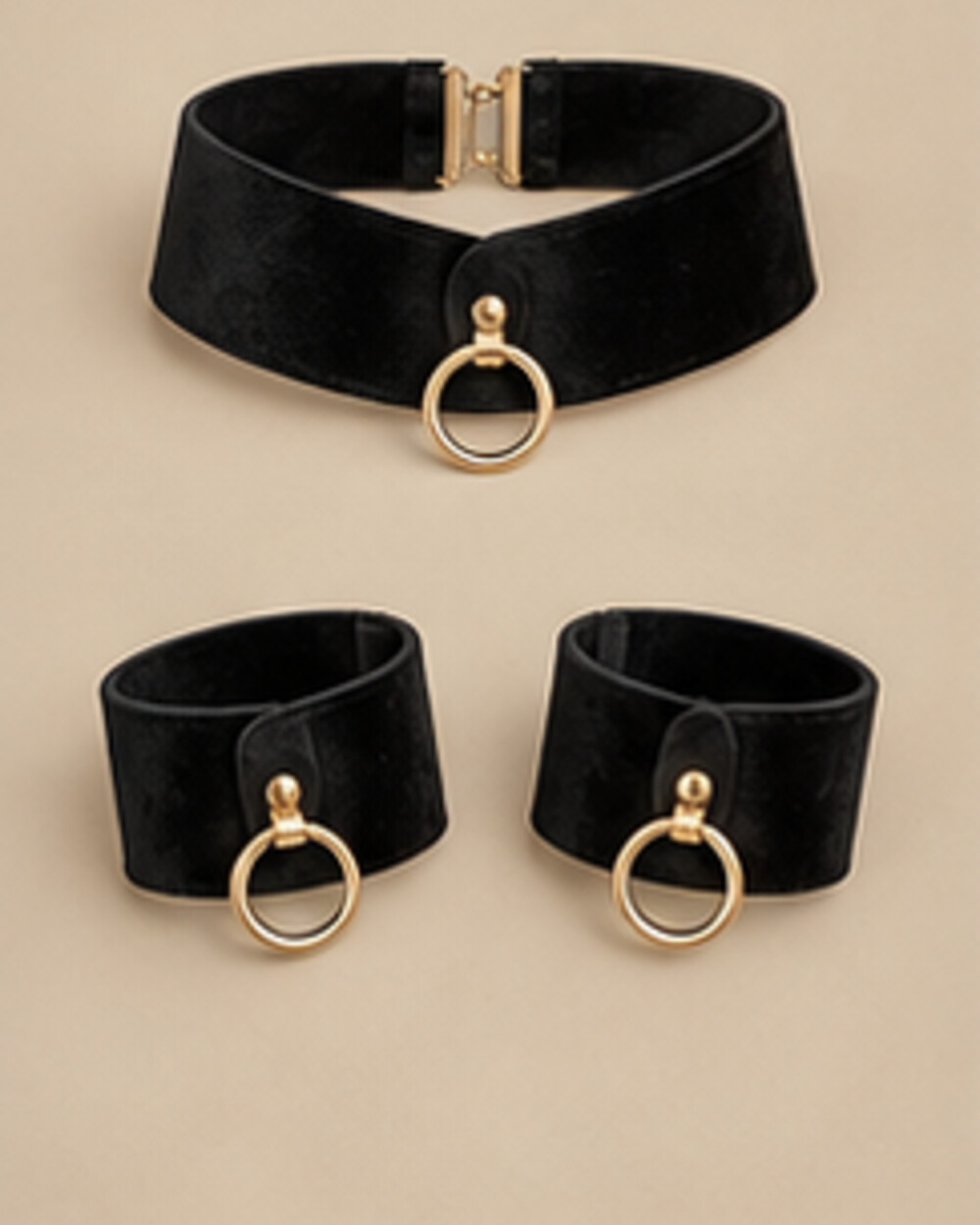 Velvet Night Collar & Cuffs